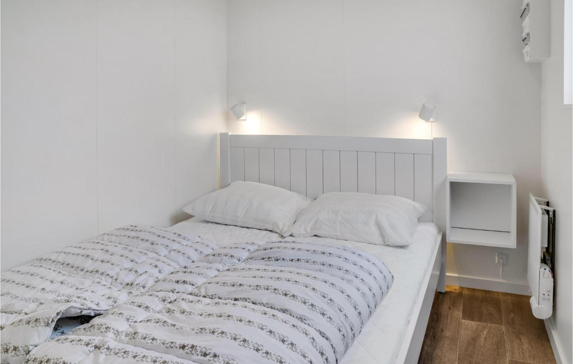2 Bedroom Nice Apartment In Vaeggerlose Boto By Luaran gambar