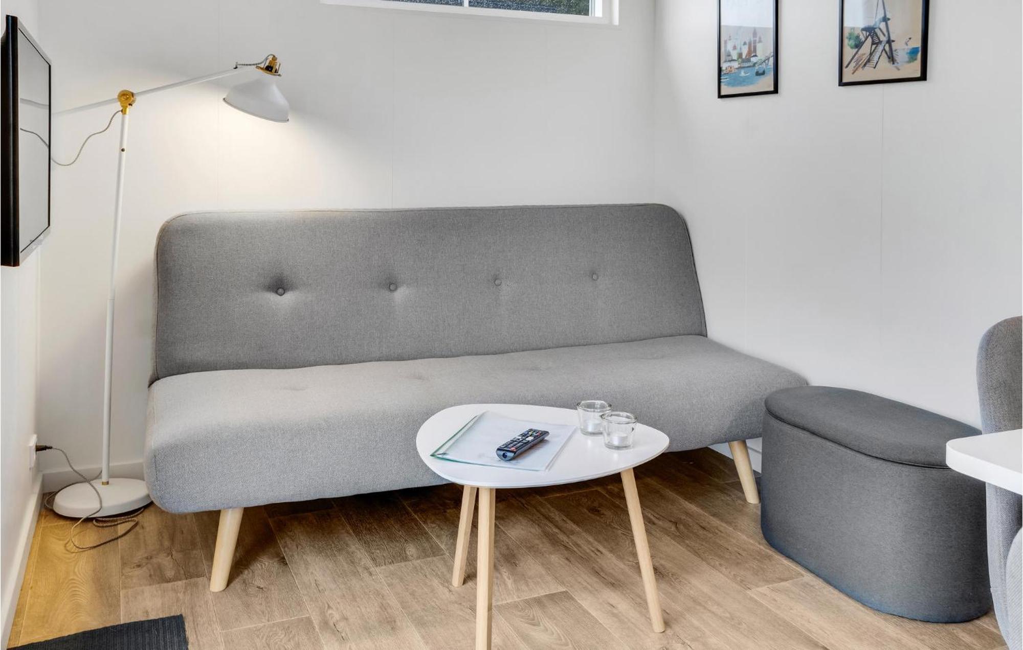 2 Bedroom Nice Apartment In Vaeggerlose Boto By Luaran gambar