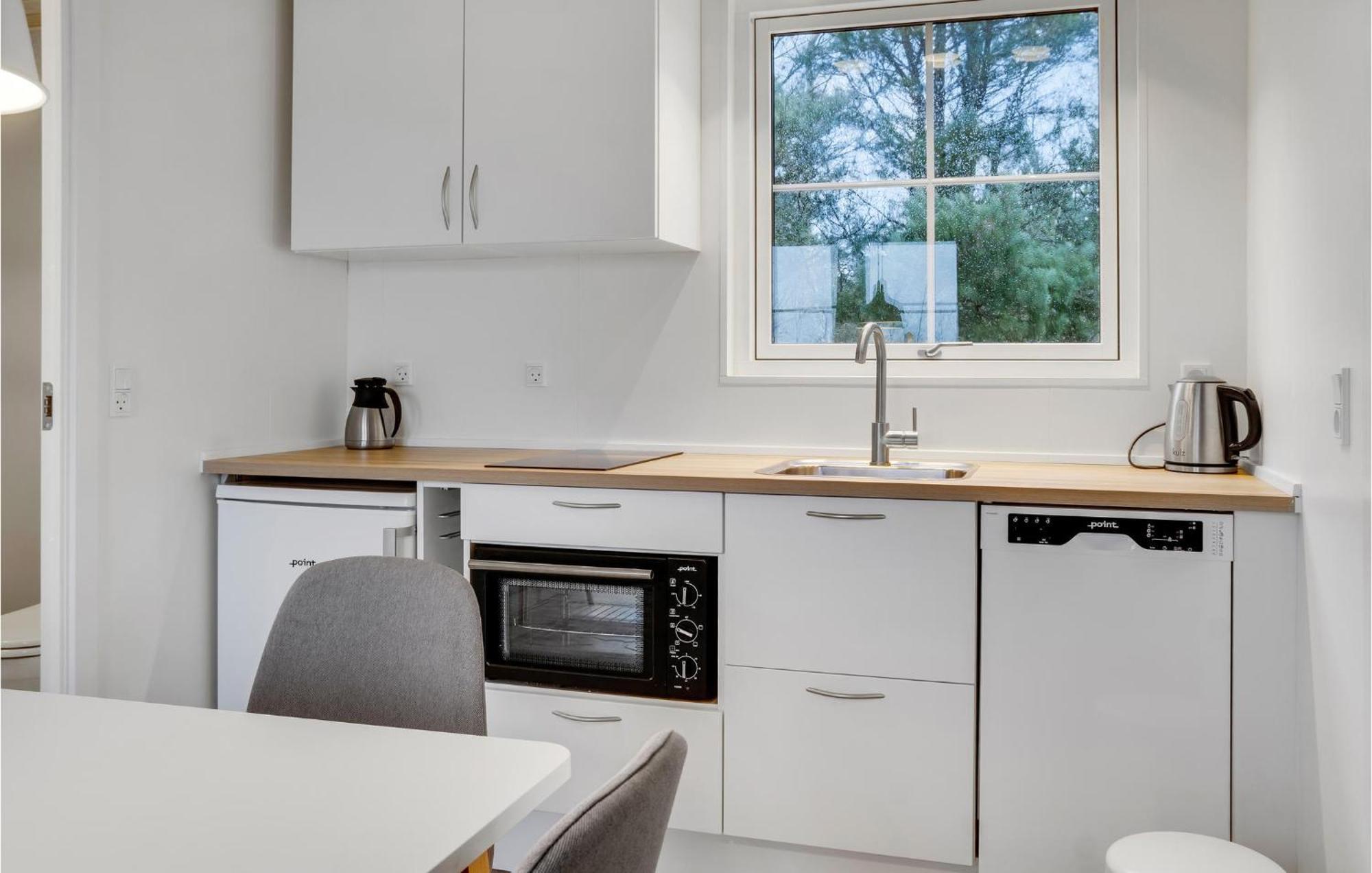 2 Bedroom Nice Apartment In Vaeggerlose Boto By Luaran gambar